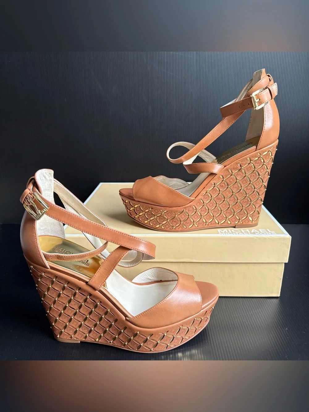 NIB Michael Kors Brown Luggage Leather Gabriella Wedge Shoe Women’s Size 9.5